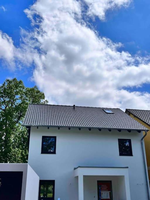 Viel Platz In Burghausen Fuer Freunde Und Familie Lejlighed Eksteriør billede